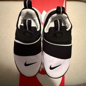 Nike Kids Black and White Slip-On Sneakers
